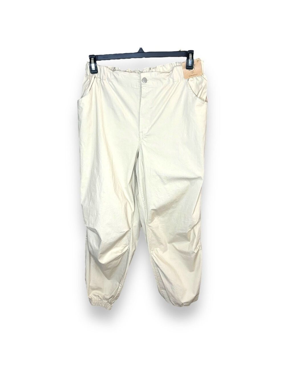 NWT Sweet Envy Beige Lightweight Pleated Joggers - Large